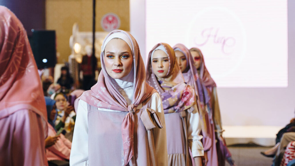 Tujuan dan Manfaat Kegiatan Fashion Show Hijab